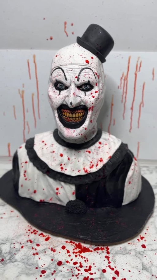 This cake is a Terrifier 🍰
.
.
.
#terrier #cake #cakes #horror #scary #halloween #cakedecorating #art #clown