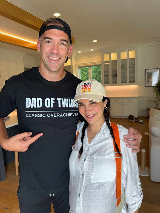 Life lately. Twins coming soon and @marthahigareda is a super mom already ❤️

#twins
