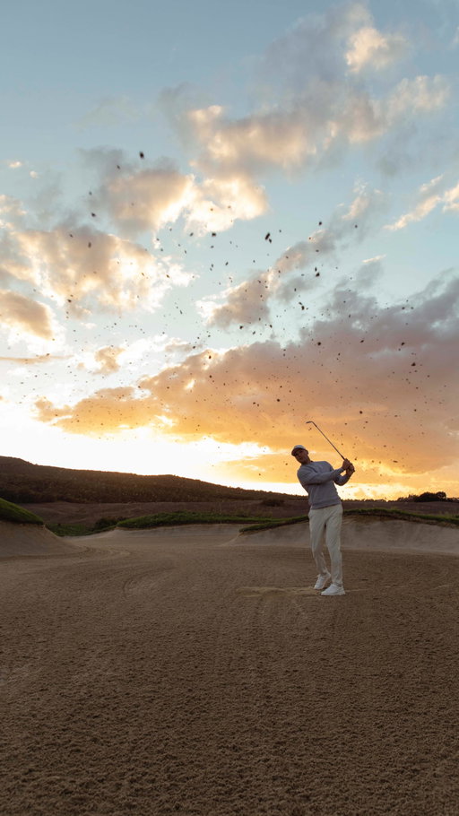 ⛳️ Golf Drills
— @martinkaymer59 shares a secret that keeps his game sharp and consistent.

#CleeksGolfClub #TraditionRefreshed
#LIVGolf #Golf