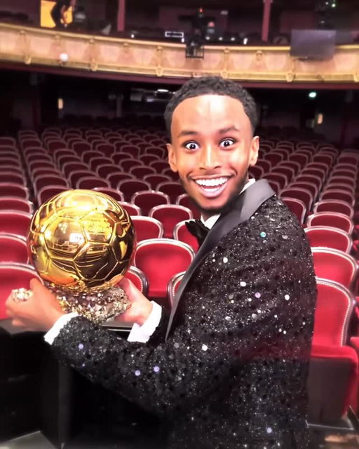 I Just Touched The Official Ballon d’Or 🤯🏆 @ballondorofficial #ballondor