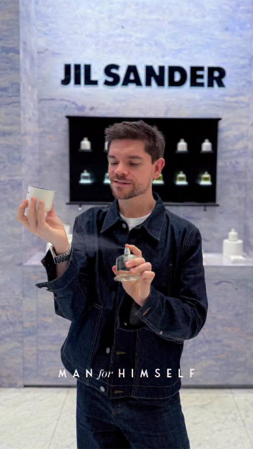 ad Fragrance fans: this pop-up is a must-visit! The six new @JilSander fragrances are exclusive to Selfridges and available to try at this Beauty Hall pop-up until October 31st.

I received Olfactory Series 1 back in May and have absolutely loved experiencing the range. From the hyper-realistic, zesty freshness of Leaf to the smoky, spicy depth of Smoke, each fragrance is built on three natural ingredients. What makes them different is the use of aldehydes - sparkling molecules that give the fragrances texture, lift, and dimension. They make the natural notes feel sharper, brighter and more alive.

The bottles are artworks in themselves - each bottle has an organic, non-symmetrical shape, a unique glass repartition and a bell-shaped white aluminium cap. Minimal in look, but each scent is intricately crafted, full of depth and storytelling.
_____
Visit the Jil Sander pop-up in the Selfridges Beauty Hall until October 31st.

Price: £190 / 100ml (discovery sets also available in 10ml and 8ml).

Location: Selfridges Beauty Hall.

Exclusive to Selfridges. Experience Olfactory Series 1 for yourself.
_____
#ManForHimself #Fragrance #JilSander @theofficialselfridges