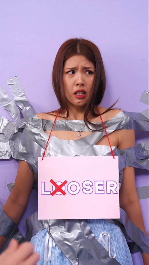 bullied for being a girl gamer… 💔