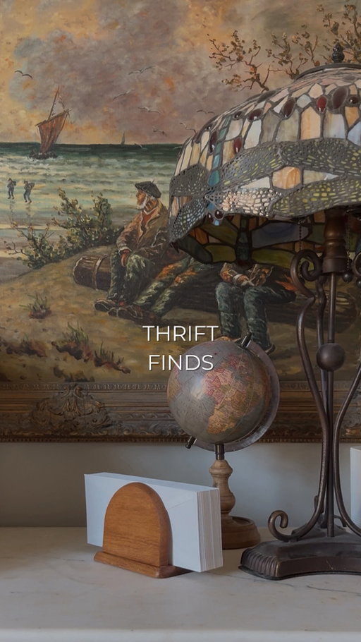 What I Thrifted vs. What I did with it! 👇🏻

1. $5 Metal Wall Art
2. $2 ceramic bowl
3. $1 wooden napkin holder
4. $2 marble candlestick holders
5. $1 ceramic terracotta bowl
6. $2 wooden pot holder

#thriftfinds #thrifting #thriftshop #thriftedstyle #thriftedfinds #thrifteddecor #diyhomedecor