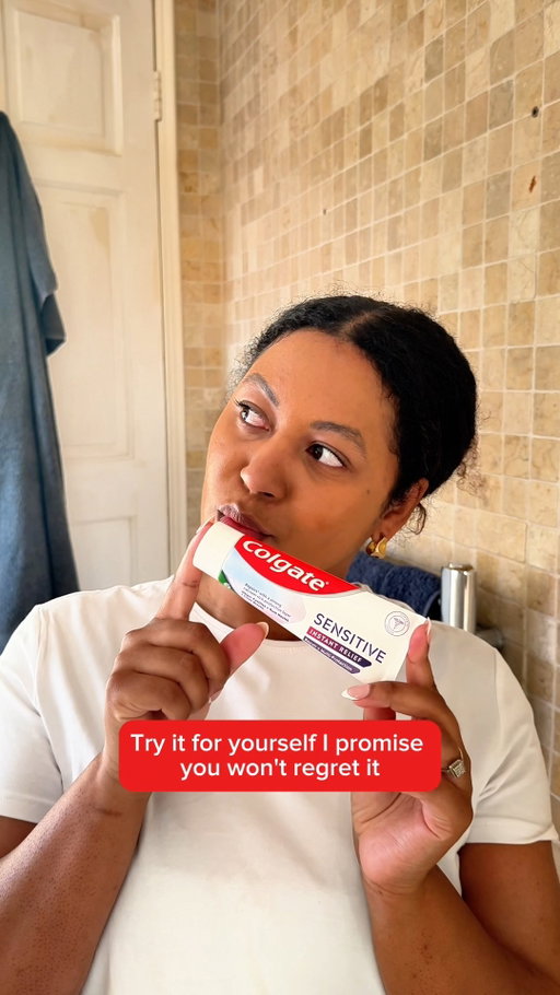 The only time where switching from sensitive to insensitive is a win 😉 🦷 

*For instant relief, apply directly to the sensitive tooth with a finger tip and massage gently for 1 minute, up to twice a day and for children 6-12 years once a week or less frequently. 

*For lasting relief, apply to a gentle toothbrush making sure to brush all sensitive areas of the teeth. With continued use 2x per day.

#Colgate #SensitiveTeeth