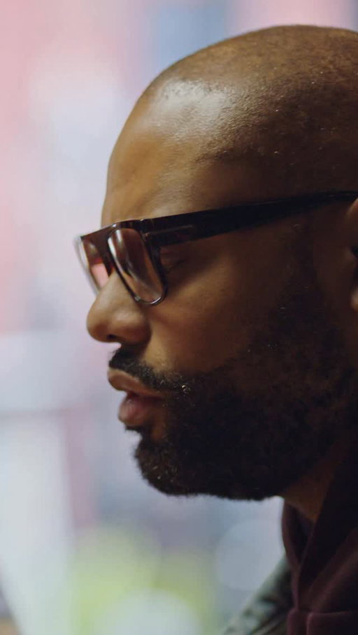 Freedom Rise: Foundation Forward is a new series that meets people where they are — and helps them move forward.
 
@chase x @earnyourleisure
Coming soon to @hulu

#FreedomRiseFoundationForward
#ChasePartner
#BuildCredit
#CreditJourney
#MoneyTalk