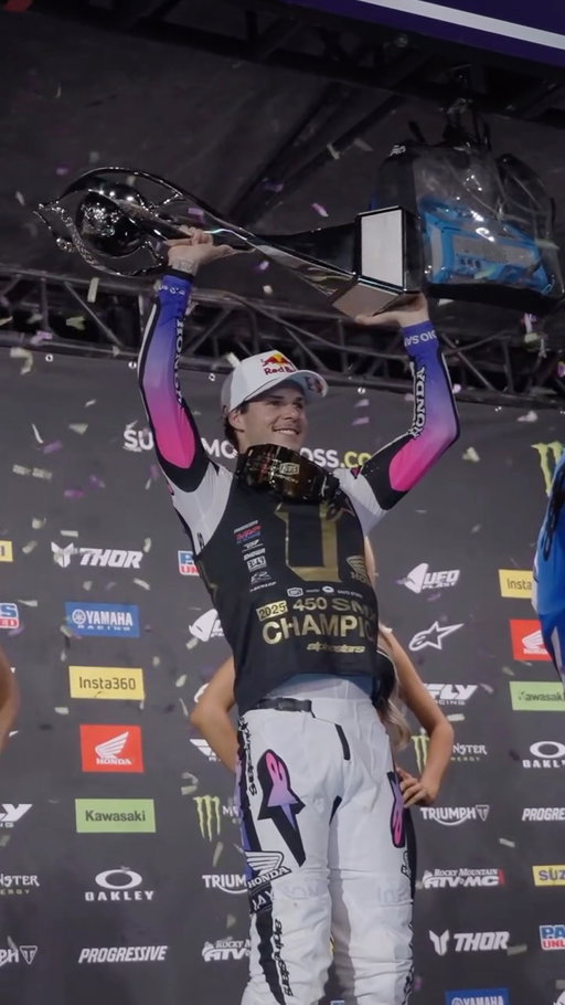 3x SMX World Champ 🏆 the playoffs are intense. Very few mistakes to be made with it only being 3 races. Battling all the athletes is never easy but battling your brother for a World Championship is tough. I’m proud of us as a family and we did it together.