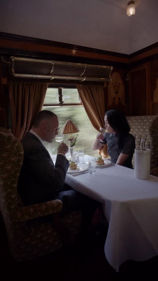 Flavours that take you everywhere /🍸✨🚞/ #TayērRTD ēexclusively for @belmondbritishpullman // Ready To Drink • Anywhere |#ēe #hustlemagic 
🎥 @ppalumaa
