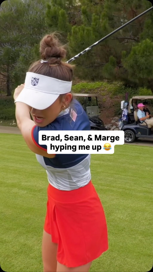 When you’re having a tough round you need friends to make you laugh 😂
.
.
.
#golf #golfgirl #relatable #badround #golfing #golfcourse #golffriends #golfishard #funnygolf #golfreels