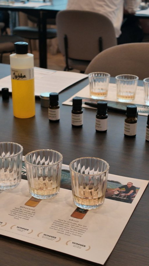 𝗧𝗲𝗾𝘂𝗶𝗹𝗮 &

Did you guys know that at @thewestleyhotel , they often have fun seasonal workshops called" Tequila &..."?!

Located in the heart of downtown Calgary, The Westley is a stylish and welcoming hotel—an ideal place to enjoy fun and engaging workshops with friends. 

We had such a fun time tasting @casamigos tequilas and enjoying the delicious light bites from @fondafora . But the highlight of the evening was creating my own natural perfume with @apothecaryyyc . Such a great date night/hangout idea!

These workshops require tickets and usually sell out quickly! Be sure to follow @thewestleyhotel to stay in the loop on their Tequila & workshops. The next one is coming up this November! ❄️
@bluedoor.agency x @thewestleyhotel

The Westley Hotel
📍 630 4 Ave SW

#yyc #Calgary #thewestleyhotel #datenightyyc