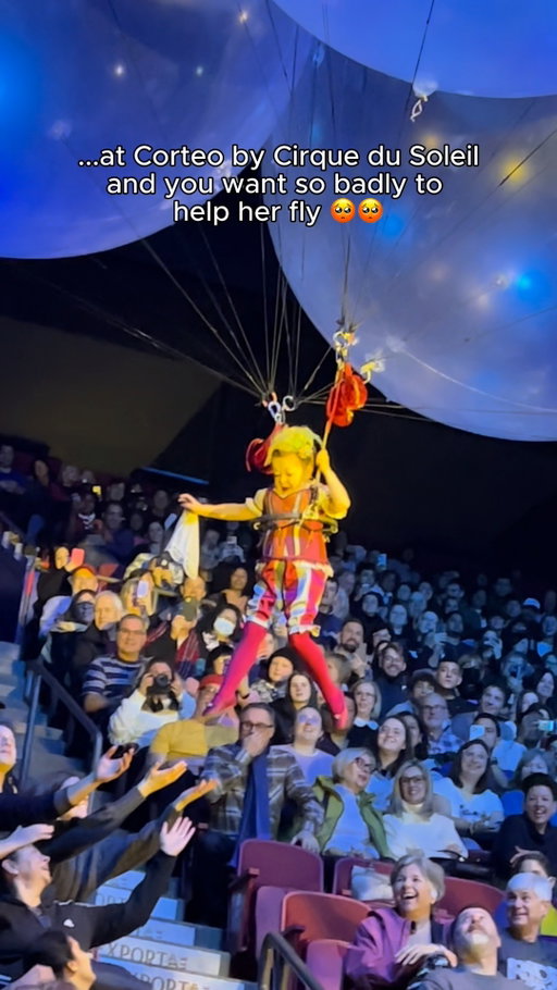 she was a fairy… ✨🥹

Experience Corteo, Cirque du Soleil’s magical journey blending circus artistry with heartfelt storytelling 🎈

🎪 @corteo.cirquedusoleil

#CirqueduSoleil #Circus #LiveShow