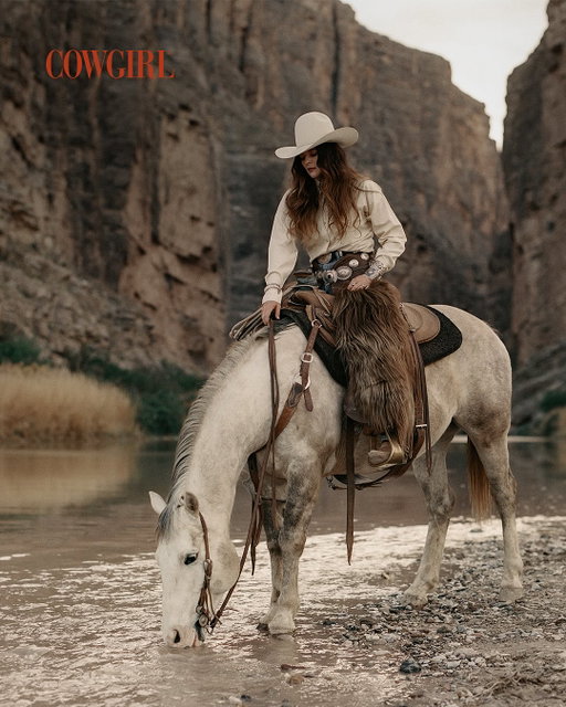 Such a special moment being a part of— @cowgirlmagazine I’m still riding the high of such a special day 🤎

Publication: @cowgirlmagazine
Styled by: @jennapaulette
Styling Assistant: @madimccalldunbar
HMUA: @infinetty.co
Special thanks to:
@americanhatco
@ely.cattleman
@justinboots_
@westerlyusa
@cowboygirl1878
@athomewithray

 #westernlife #western #cowgirlmagazine