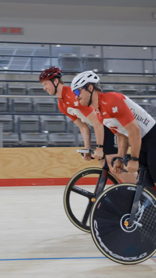 ONE MONTH UNTIL WORLD CHAMPIONSHIPS! Final prep has begun!

Track POV filmed using my @insta360 X5 - Affiliate code linked in my bio! 

#trackcycling #training #velodrome #fixie #insta360