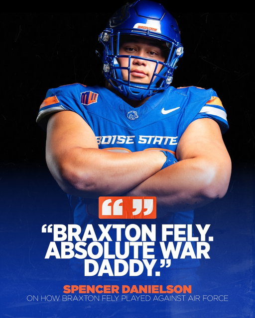Don't look at the stat sheet to find out how well #BoiseState senior DT Braxton Fely played against #AirForce.

“𝘼𝘽𝙎𝙊𝙇𝙐𝙏𝙀 𝙒𝘼𝙍 𝘿𝘼𝘿𝘿𝙔.” - @coach_sd