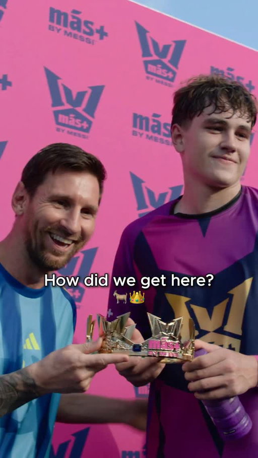 @evandeasyy received the crown from @leomessi and became the 2025 Champ! Who’s got next year?? 👑

@evandeasyy recibió la corona de @leomessi y se convirtió en el campeón 2025! ¿Quién será el ganador el próximo año?? 👑