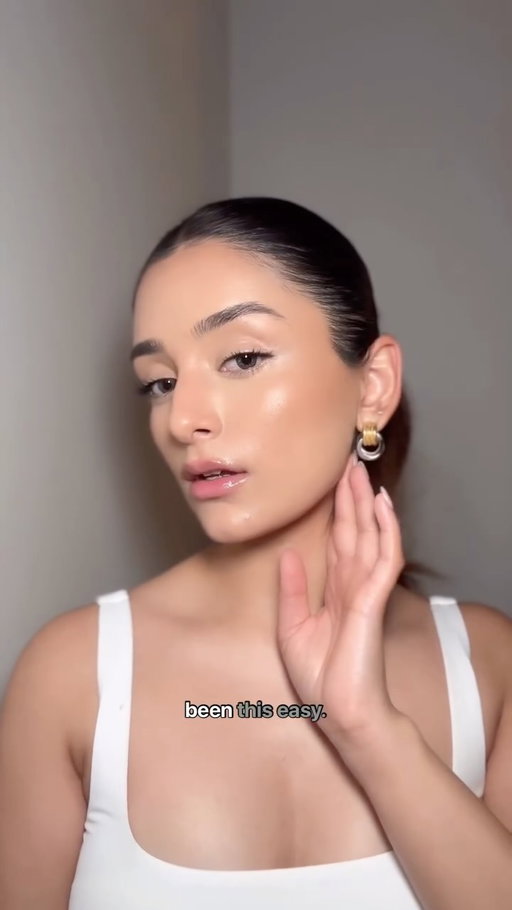 Effortless sculpting? Yes please! 🤩🙌🏼

@maybelline #maybellineaunz #ad #lifterstix