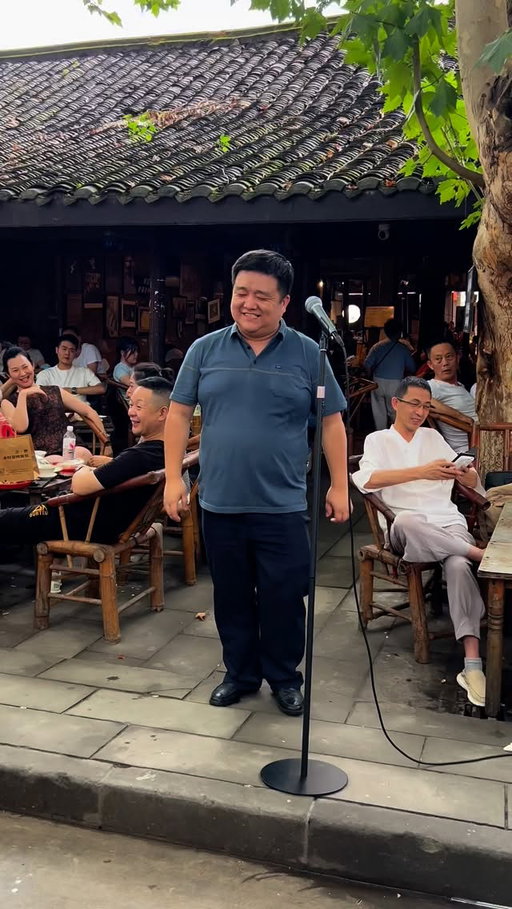 Hey guys, I sang R&B in Chengdu — where did you hear it?
