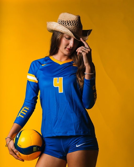 Safe to say we had a Good Time on media day 😉🌵🤠 

#BeBold | @tmubold

📸 @maggiestempt @_jazzjpg @adallarosa_photography