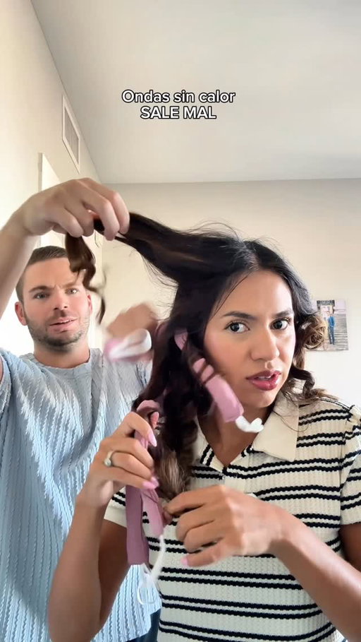 Yo quería llorar pero no tenía tiempo porque estábamos de afán 😩😂😂
.
.
.
.
.
.
#humor #usa #girls #hairstyles