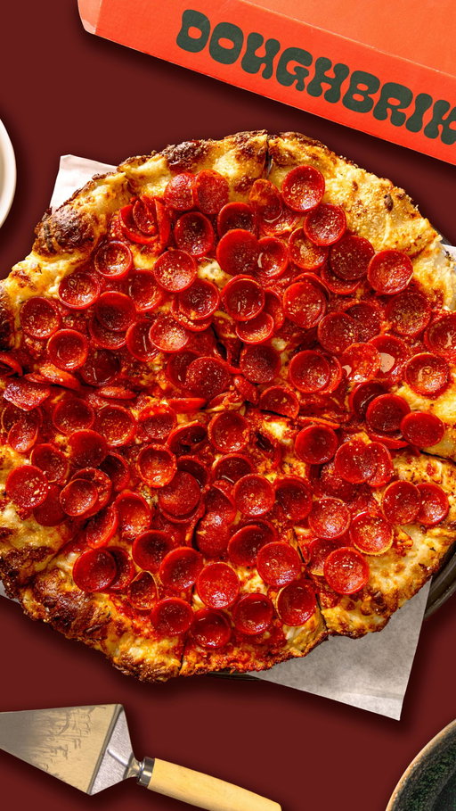 POV: we’re the hottest thing on your timeline rn 🔥🍕