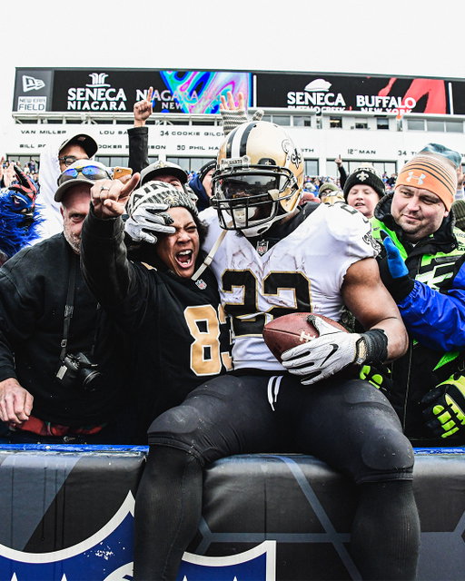 Last time out in Buffalo: Mark Ingram went off for 131 yards and 3 TDs in a 47-10 victory 🔥

📺 #NOvsBUF Sunday at Noon on CBS