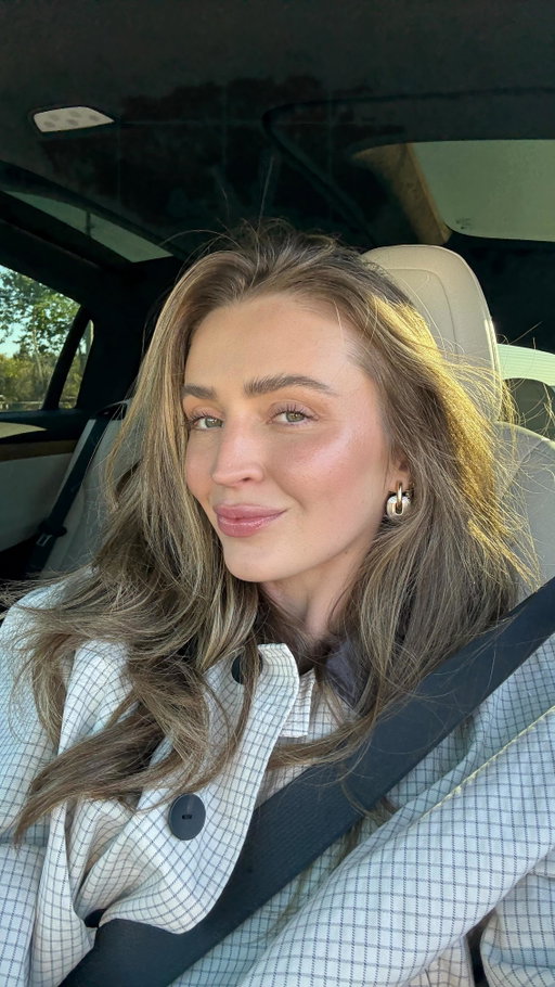 my new brow secret 🤫😍 @anastasiabeverlyhills MicroStroke Brow Pen is IT. Available now at @sephoracanada #ABHBrows #ABHSponsored