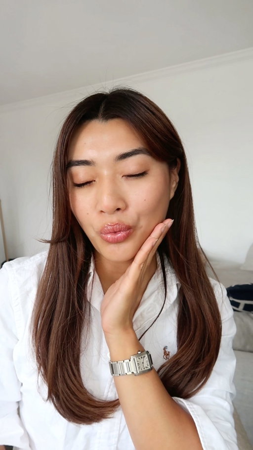 But seriously, lip blush is such a game changer and @blushedbymicah customized the most perfect shade for me 💋
-
#lipblushing #lipblushtattoo #clearlipgloss #summerfridays
