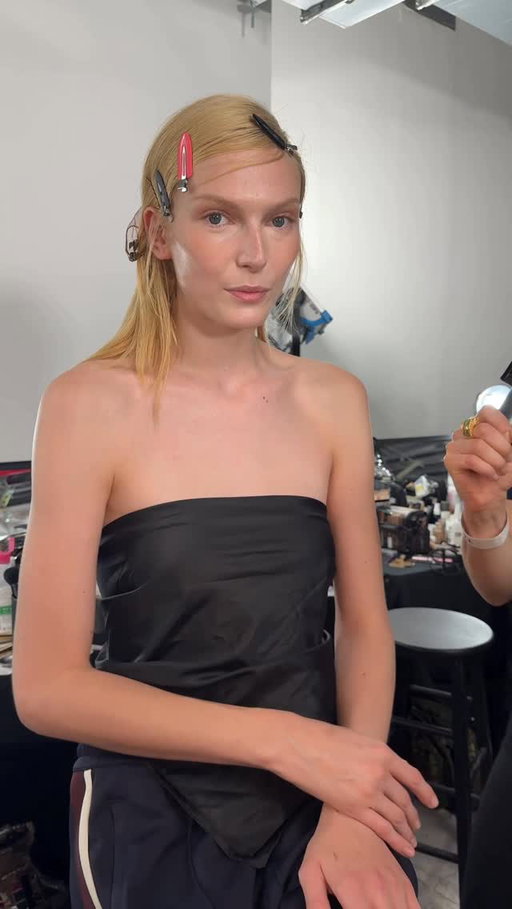 Alex Consani’s opinion on higher education: keep it major, not minor. #AlexConsani #NYFW #ToryBurch @liana_ava video by @sarahloukiernan