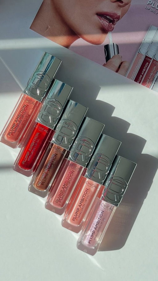 Glossing up for fall 🍁🍂

If there’s one thing you can always count on me for, it’s some lip gloss/oil inspo and this time it’s all @lorealparis ✨ 

I’ve truly enjoyed wearing these L’Oréal Plump Ambition hyaluronic lip oils from the summer now into fall. They’re hydrating, pigmented and long lasting! 

Combo details: 
Lip 1 - Nude Macaron 🥠
Lip 2 - Cherry Cherie 🍒
Lip 3 - La Nuit Sparkle ✨

#lipcombo #drugstorebeauty #lorealparis