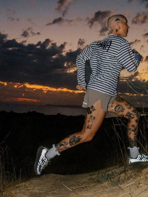 finding my stride with @hoka x @unna.world #HOKApartner #FlyHumanFly 

. 
.

📷: @ryanjmcfadden