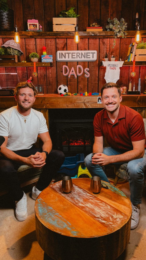 This week Spencer is joined by Casey Barker! Casey opens up about the changing heart attack he had at 27 🫀, the MMA scandal & the white lie his fiancée Nicole told him when they first started dating! 

Full episode out now! 🎧