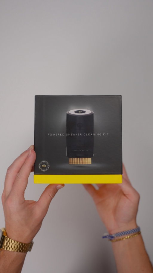 Keeping your sneakers clean just got a whole lot easier with the new @crepprotect Power ⚡️ 

This rechargeable sneaker cleaner kit comes with two brush types, Crep Protect Gel, and a Microfibre Cloth, but the real question is… Would you use this? 👀