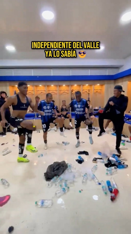 ¡EL ARTE DE CELEBRAR UNA VICTORIA! 😎🔥

¡Junior Sornoza, Junior Sornoza! 🕺 Independiente del Valle le arruinó el festejo a Once Caldas y se metió en semifinales de la Copa Sudamericana en su casa. 👀

El equipo colombiano se sentía clasificado tras la ventaja en la ida, pero ya sabes: nunca celebres antes de tiempo. 😌

IDV festejó con el paso de moda. 👏

📹 @jamolestina - @independientedelvalle