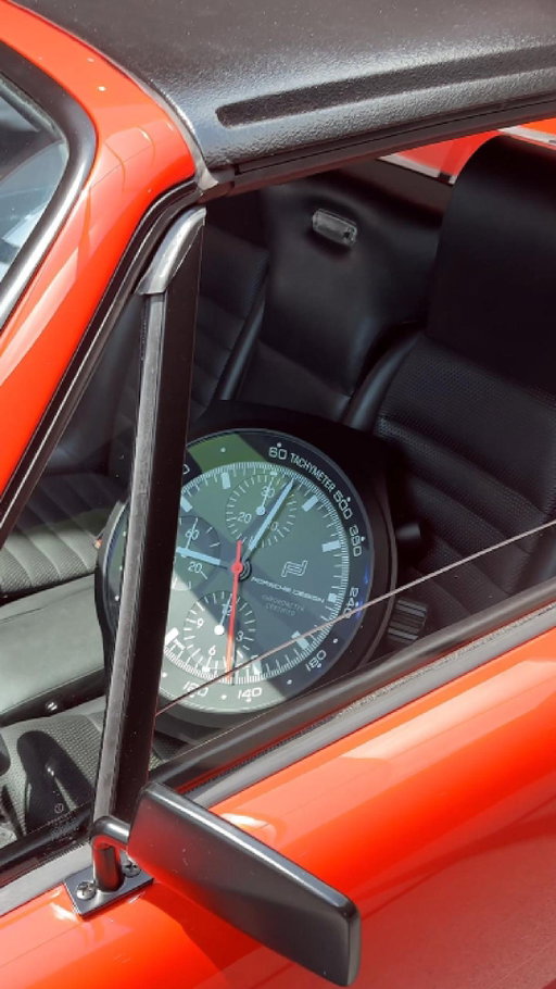Love classic Porsches? Then you know every detail in the workshop matters. The Porsche Design Chronograph 1 Wall Clock brings precision, craftsmanship, and unmistakable Porsche heritage to your wall. The perfect companion for every restoration project. #porschedesigntimepieces