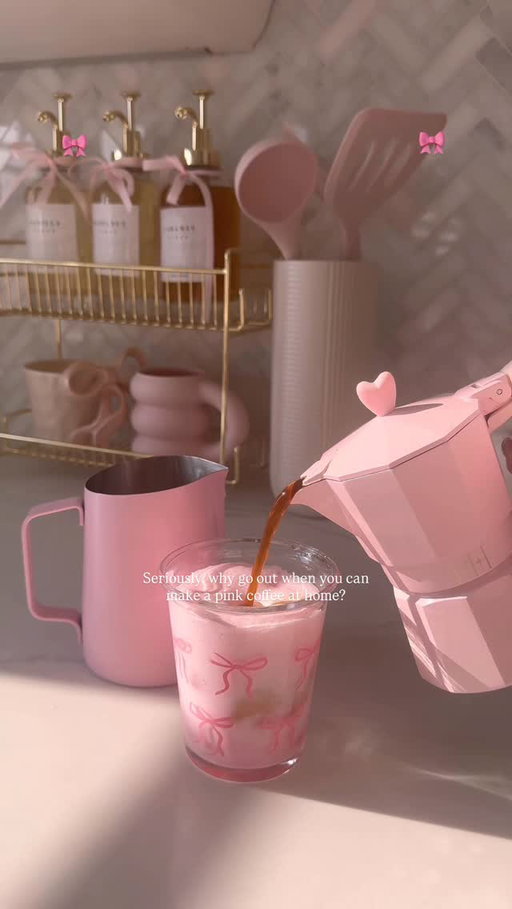 My perfect pink coffee at home!🎀🧸☕️ Isn’t she dreamy?!🎀🥹🤤I get asked everyday what my secret recipe is…👀

Want the recipe? Comment “pink” down below and I’ll share it!☕️🎀🧸

#coffee #pinkaesthetic