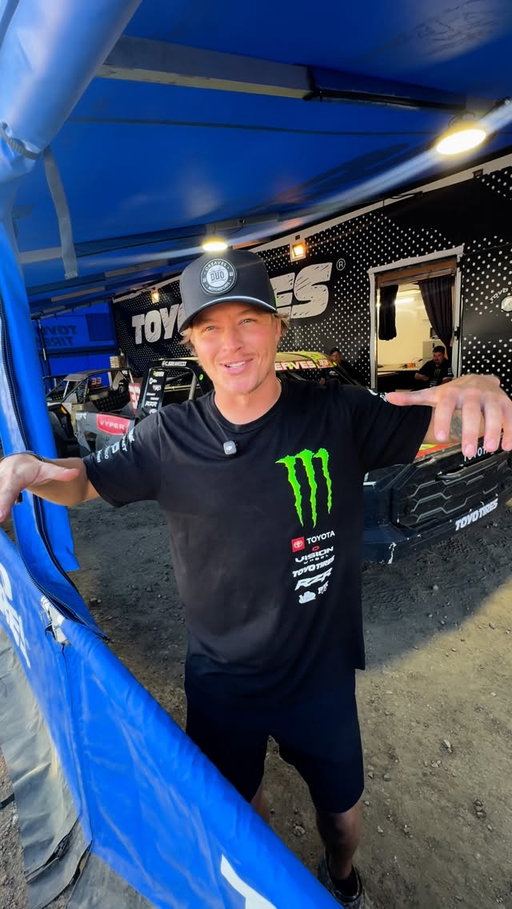 Tomorrow we throw down! 🤘
@monsterenergy
@polarisrzr 
@toyotaracing
@teamtoyota
@teamtoyousa 
@toyotires 
@impactbymcs
@fox 
@vpracingfuels 
@racedrivenpowersports 
@victory_sign_llc 
@aimsportsdata 
@vyperchair
@millerwelders