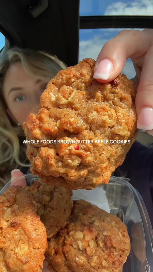 BROWN BUTTER APPLE COOKIES?!?

Stumbled upon these in the bakery section of Whole Foods and of course I had to try. I didn’t know my life would change forever

#wholefoods #falldesserts #brownbuttercookies #cookies #eatwithme