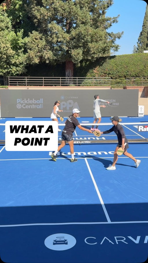 With a hands battle to finish 🔥👏

More points like this are sure to happen all day as Mixed Doubles play continues on @pickleballtv 📺