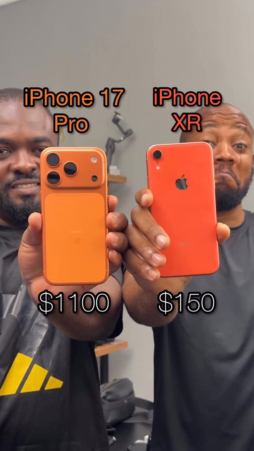 Who won this round?🤔 

Video camera comparison between the iPhone 17 Pro and iPhone XR both shooting in 4K @ 60FPS
#iphone17promax #iPhoneXR