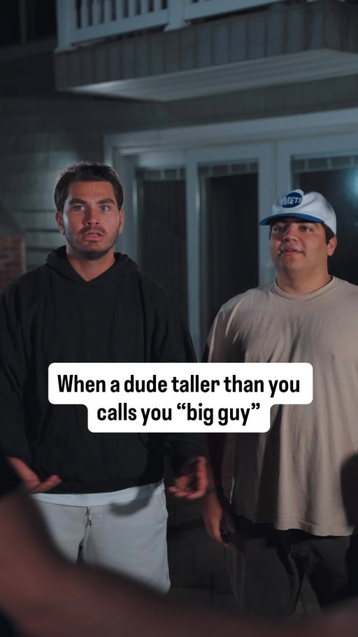 Big guyyyy
•
•
•
#comedy #skit #funny #bigguy #sketchcomedy #relatablehumor #whathappenedlastnight #myguy #bigman