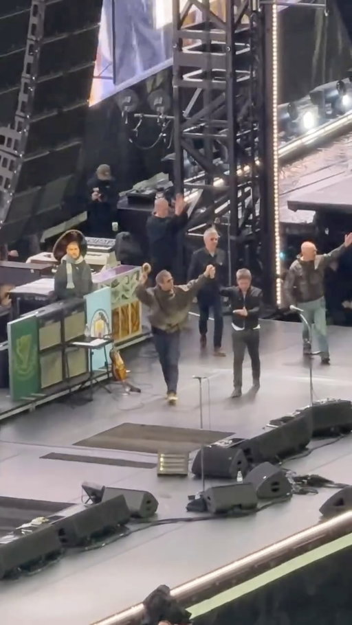 Iconic. 

#OasisLive25