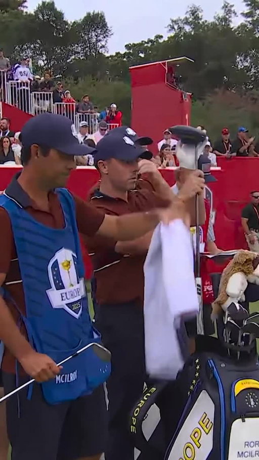 “He’s in your head, Rory, Rory, Rory!” 🔊
#TeamEurope | #OurTimeOurPlace