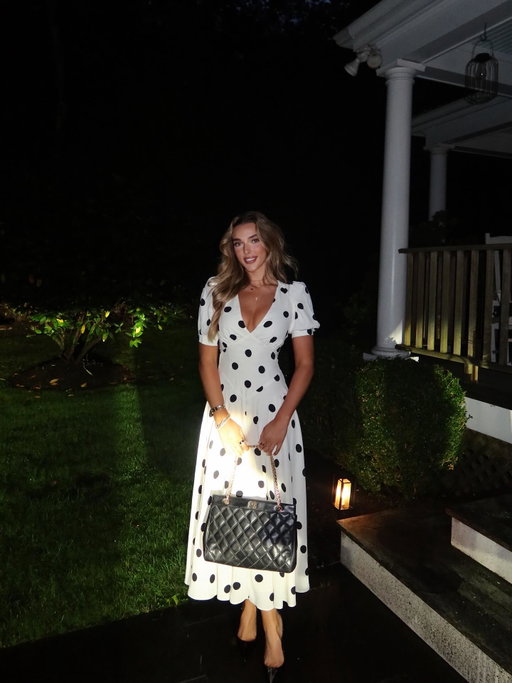 Quick trip to the Hamptons🖤