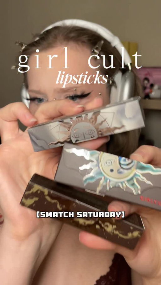 Girl cult lipsticks are just on a different level 🖤

⏾⋆.˚ 
@cbeauty_mall tysm for letting me pick those beauties - ngl the nude gloss might be my fave (j804) 

#makeup #cbeauty #girlcult