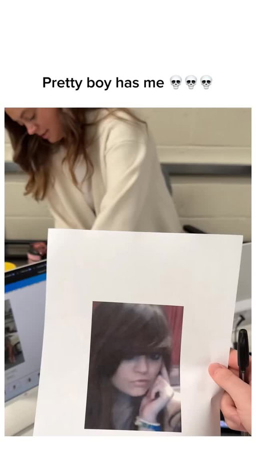 Y’all wrong for this 😂😂😂

via: tt/ly.vien21

Bringing back old memories in the funniest way possible—by making your teacher autograph the evidence. In this video, students pulled out ancient photos from way back, the kind with questionable haircuts, oversized polos, and yearbook smiles that scream “2007 energy.”

The teacher’s face? Pure shock. One moment they’re casually teaching, the next they’re handed relics of their past like they’re signing celebrity headshots at Comic-Con. You can tell they’re questioning every outfit choice, every awkward pose, and probably why those pictures weren’t burned years ago.

Nothing humbles you faster than realizing your students now hold the receipts of your middle school era. Forget homework—this is the kind of assignment that gets an A+ for creativity