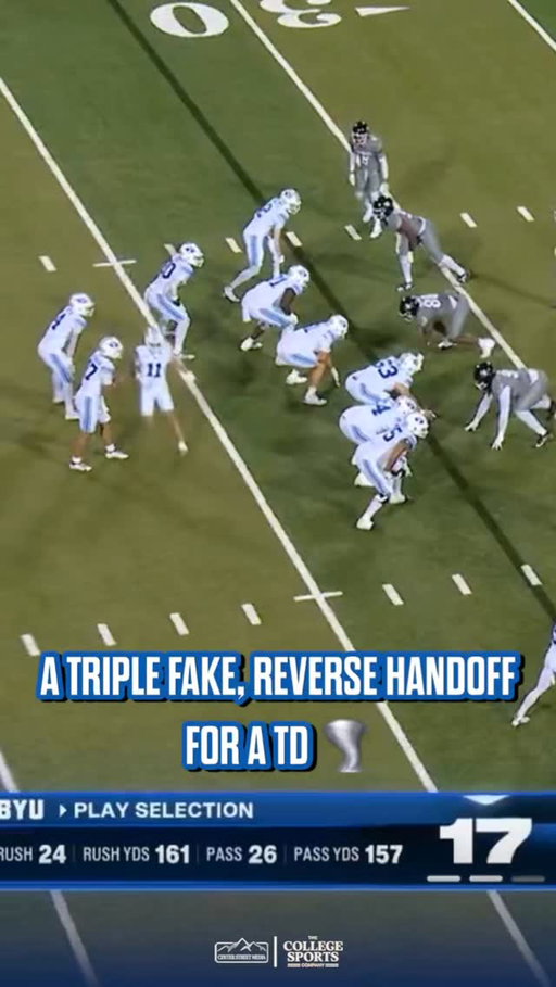 Bear turned in a full circle before handing it off for a touchdown 🤯
•
•
•
#gocougs #byufootball #byu #gocougs 🤙  #byumbb #byucougars #gocougars #CFB #CollegeFootball #NCAA #Big12 #Explore #ExplorePage #CollegeFootball25 #FYP #Football #Podcast #Overtime
