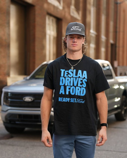 TeSlaa by name. @FordElectric by choice ⚡ @isaac.teslaa

#TeSlaaDrivesAFord

Optional equipment and available Ford Accessories shown.