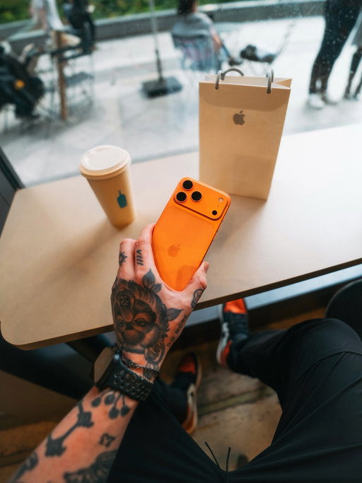 Hi my name is Johnny, and I have a problem…

One week down with the iPhone 17 Pro Max

It’s always been a dream to cover an iPhone launch the way I wanted to - 

Here’s my week 1 numbers
-12 vertical videos ✔️
-2 photo posts ✔️
-2 long form videos ✔️

AND PR’d running my first 5K testing out the new AirPods Pro 3 🤘🏻

Extremely grateful for any and all love on anything, and if you haven’t peeped the new YT vid it’s one of my all time favs 🫡

All shot on the iPhone 17 Pro max (edited with my LR presets)

#shotoniphone #iphone #iphone17promax #iphone17pro #chicago #tech #apple