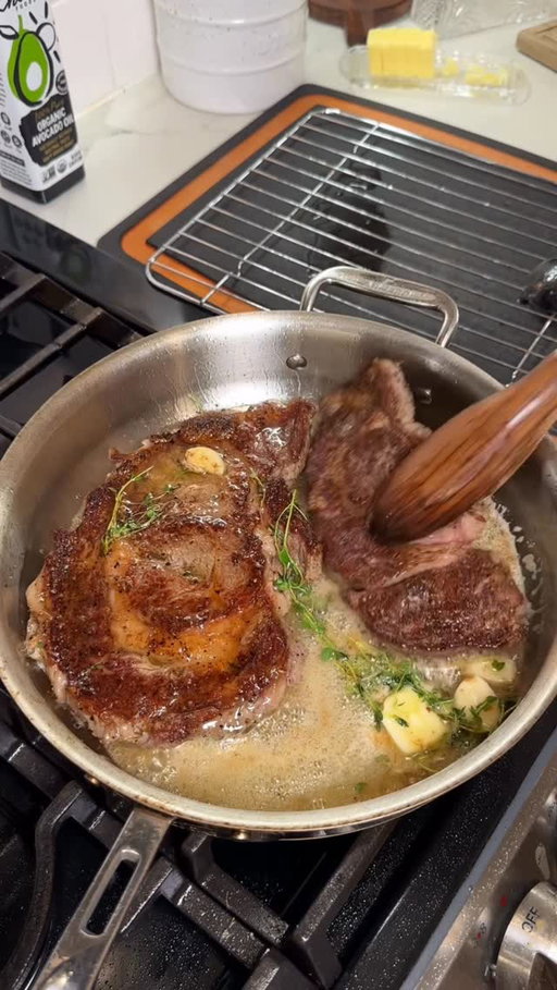 On the menu tonight: steak & frites w/peppercorn sauce 😋🥩 comment recipe for full instructions sent to ur DM! 😋
•
•
•
•
•
#steaknight #steakdinner #steaktok #steakrecipe #ribeye #steaksauce