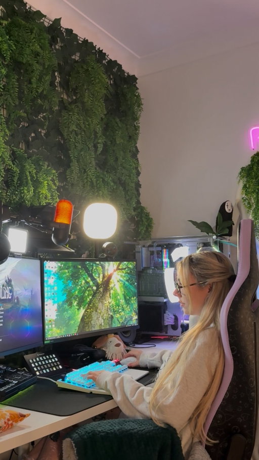 The countdown is on to PAX, who’s excited to catch up and clear up our games and our skin with @benzacau #Benzac #PowerPatchSkinRestore #Skincare #ad