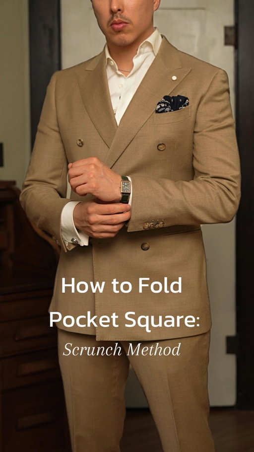 How to fold a pocket square the Scrunch Method. 
Who else uses this method? 

#howto #menstyletips #howtostyle #styletips #pocketsquare #howtofoldpocketsquare